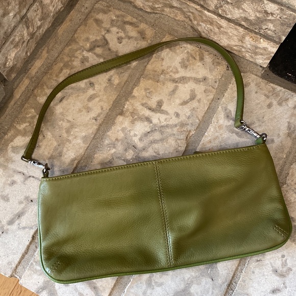 Convertible shoulder bag to clutch purse - Picture 2 of 6